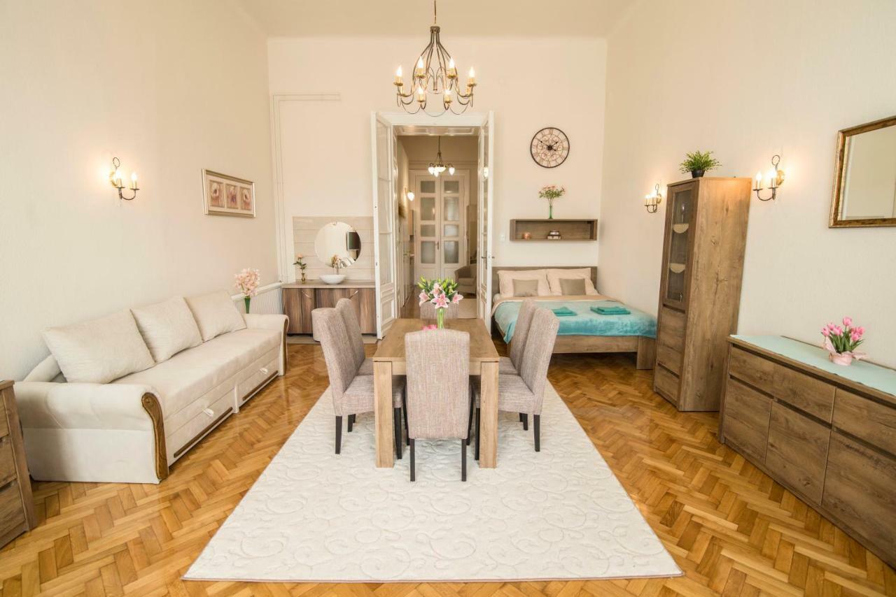 Suzy Apartman Эгер Экстерьер фото
