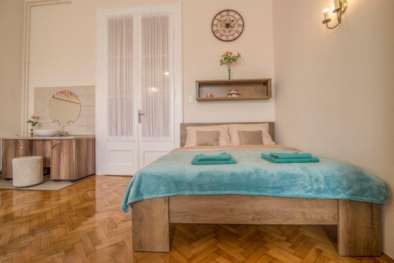 Suzy Apartman Эгер Экстерьер фото