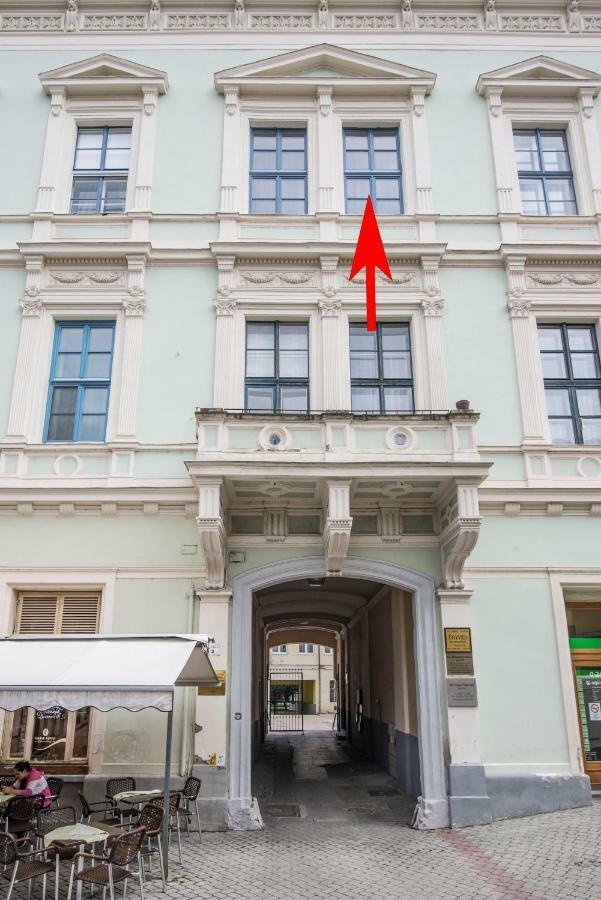 Suzy Apartman Эгер Экстерьер фото